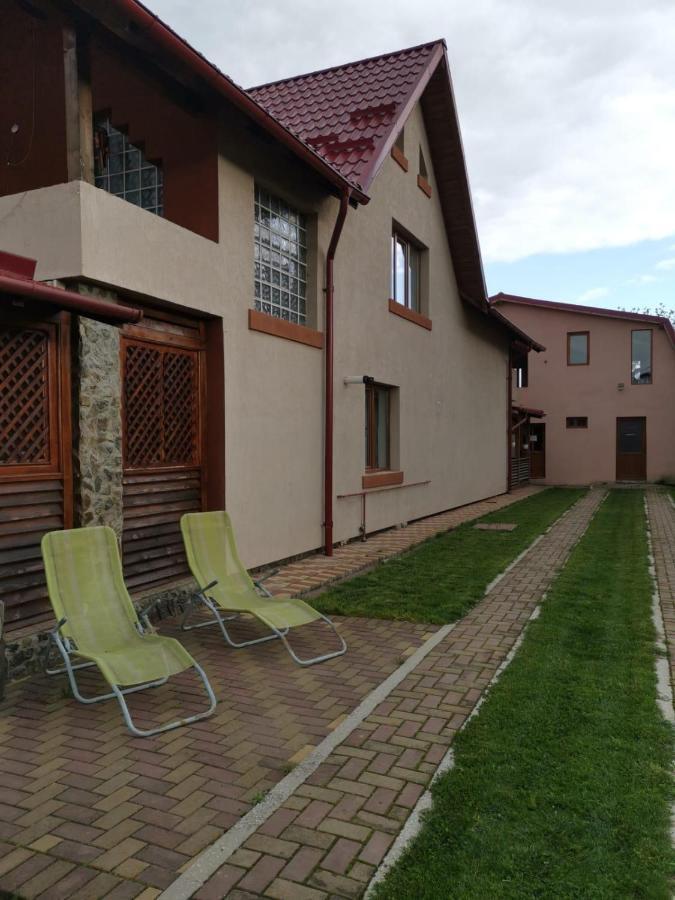 Vila De Vacanta Curtea De Arges Curtea de Argeş Exterior foto