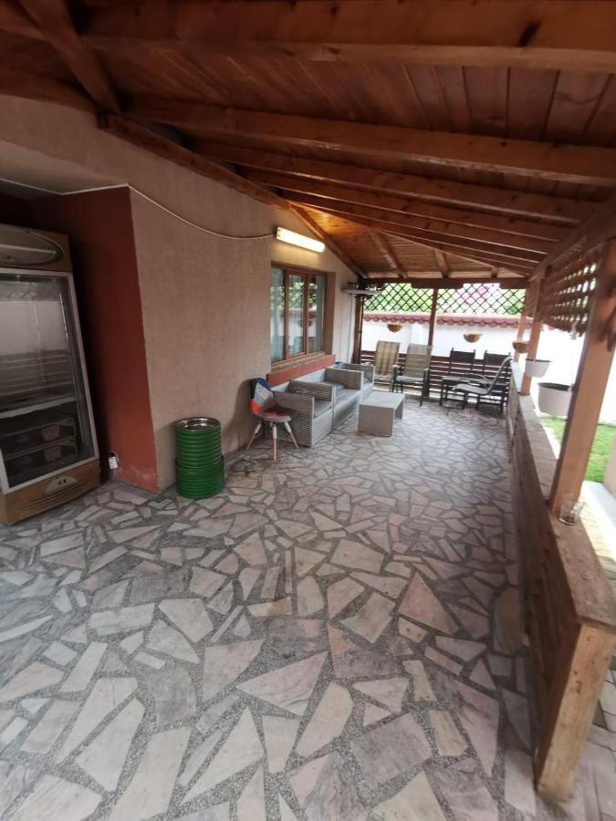 Vila De Vacanta Curtea De Arges Curtea de Argeş Exterior foto
